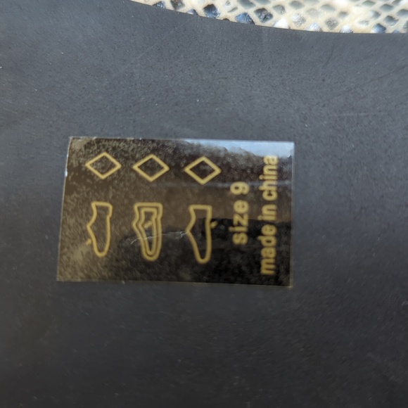 Charlotte Russe Snakeskin Fishnet Pattern Heels 9 Black White - Picture 8 of 12